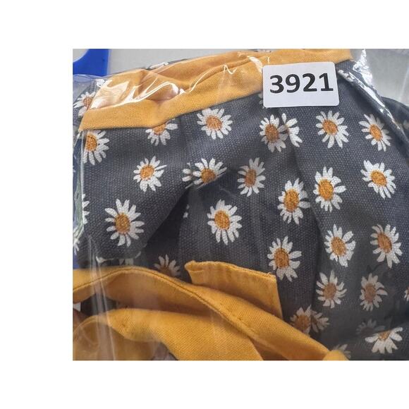 Lilac & Vine Daisy Print 1/2 Apron and Mini Tool Bag - Picture 13 of 13